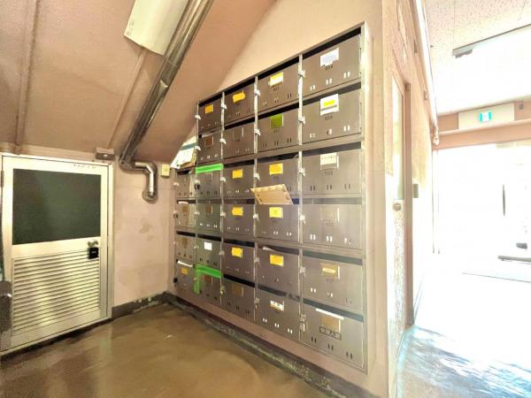 本郷マンション 郵便受け