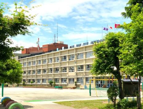 葛飾区立石6丁目　中古戸建て 前面道路含む現地写真