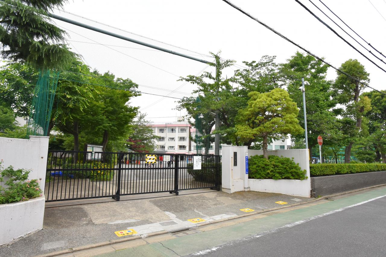 パンテオン小岩 玄関(共用部)