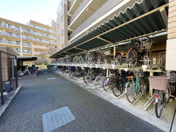 武蔵野レジデンス壱番街 1階 駐輪場