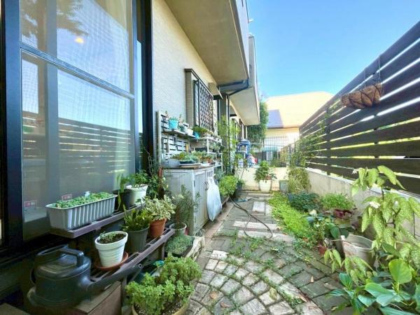 東大和市中央4丁目の戸建 庭