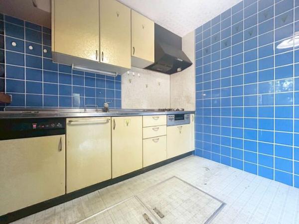 東大和市狭山4丁目の戸建 キッチン