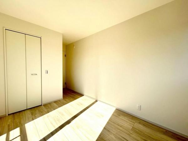 小平市上水新町2丁目の新築戸建 洋室