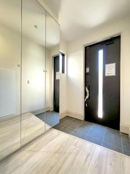 小平市上水新町2丁目の新築戸建 玄関