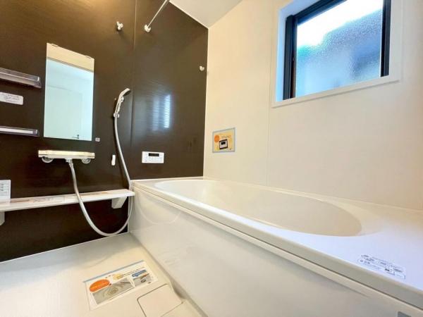 小平市上水新町2丁目の新築戸建 浴室