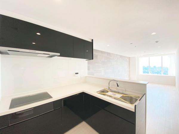 ステーションガーデンタワー キッチン