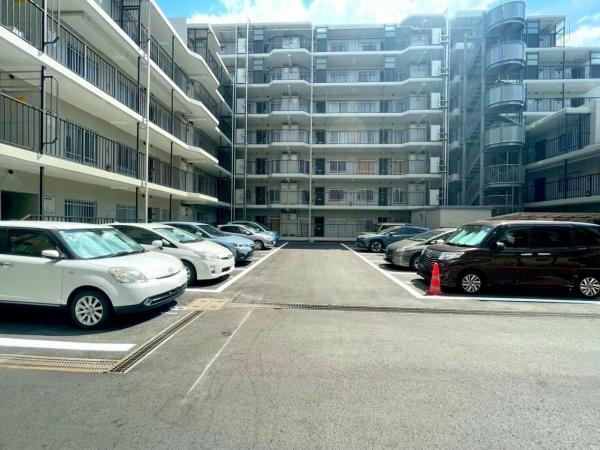 ネオコーポ国分寺 敷地内駐車場