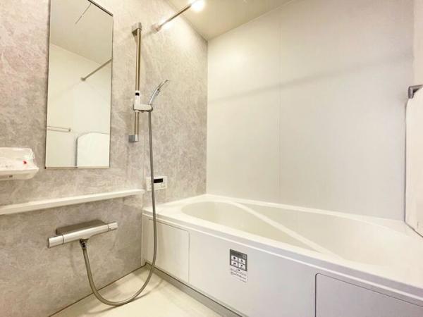 東大和市向原6丁目の新築戸建 浴室