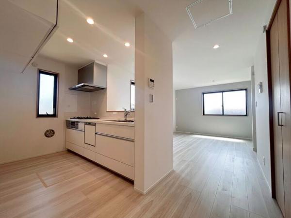 東大和市向原6丁目の新築戸建 キッチン