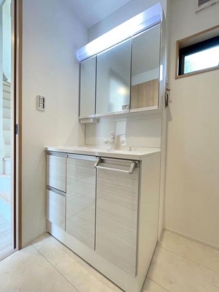 東大和市向原6丁目の新築戸建 洗面化粧台