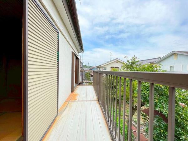 東大和市蔵敷1丁目の中古戸建 バルコニー