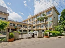 千葉市若葉区大宮台1丁目 中古戸建 前面道路含む現地写真