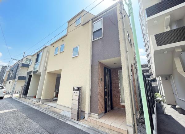 荒川区荒川4丁目 借地権付き 中古戸建 (現況)外観写真
