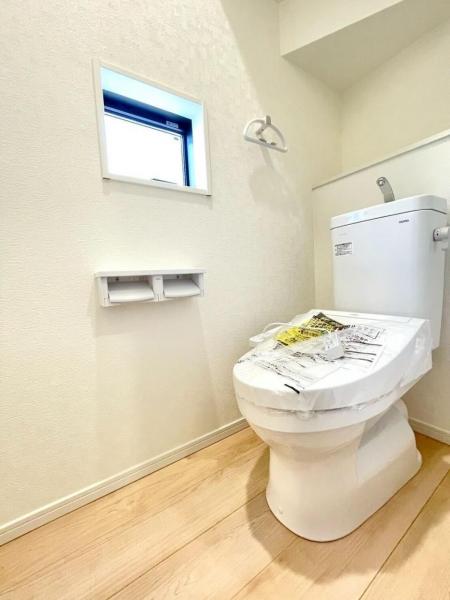 東村山市青葉町3丁目の新築戸建 トイレ