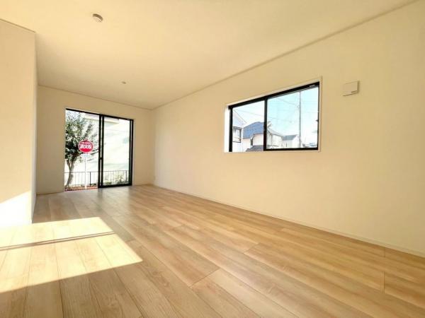 東村山市青葉町3丁目の新築戸建 リビングダイニング