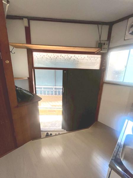 中野区中野1丁目　中古戸建 玄関