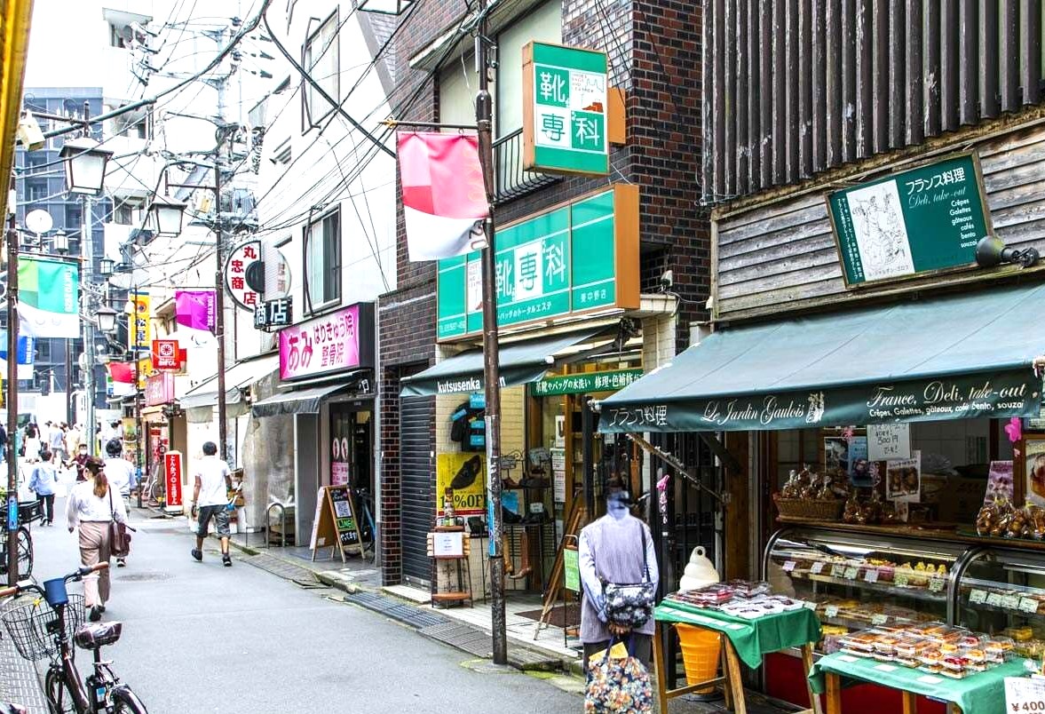 中野区中野1丁目　中古戸建 発電・温水設備(専用部)