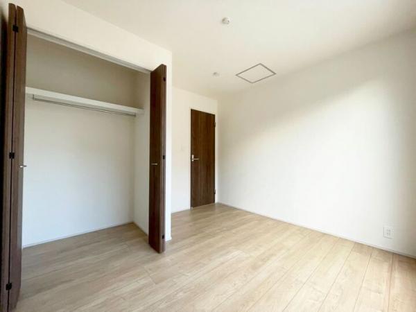 小金井市貫井南町5丁目の戸建 洋室