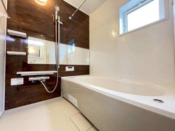 小金井市貫井南町5丁目の戸建 浴室