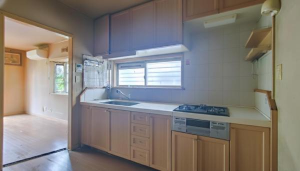 三郷市早稲田　中古戸建 キッチン