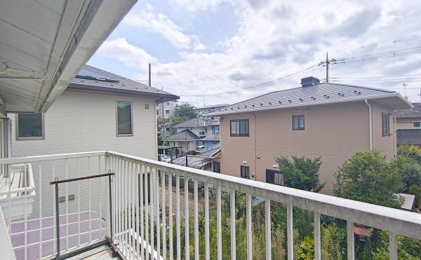 三郷市早稲田　中古戸建 バルコニー