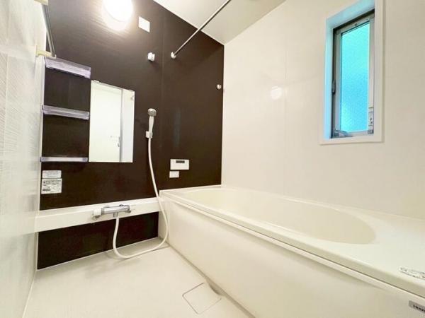 東村山市萩山町1丁目の戸建 浴室