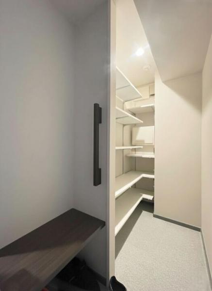 デュオセーヌ国立 玄関