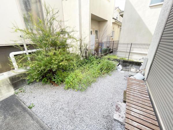 川口市戸塚南5丁目 中古戸建 庭
