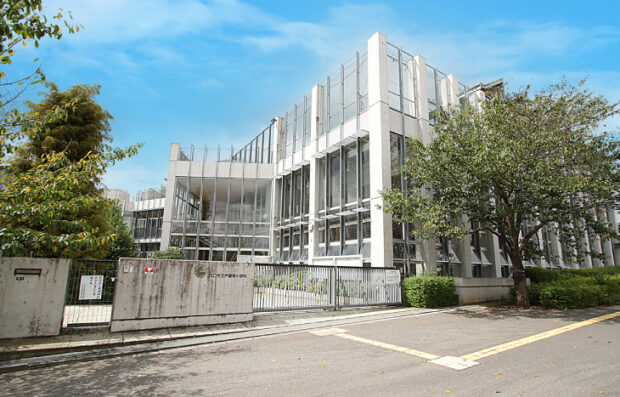 川口市戸塚南5丁目 中古戸建 発電・温水設備(共用部)