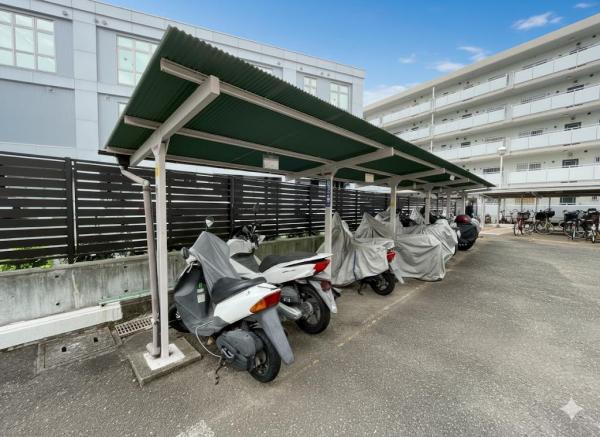 東大和ナショナルコート 駐輪場