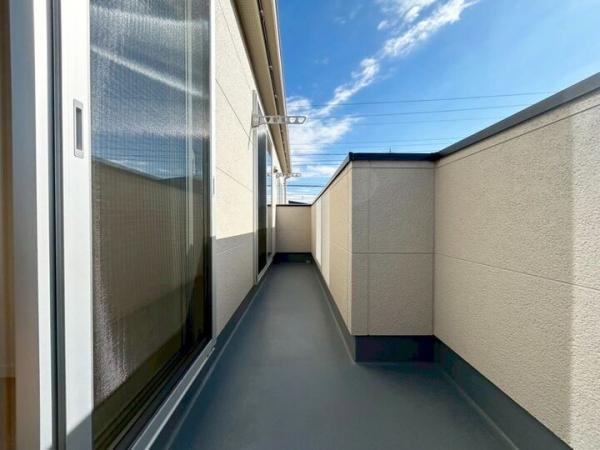 小平市津田町2丁目の新築戸建 バルコニー