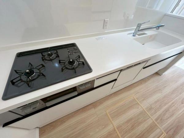 小平市津田町2丁目の新築戸建 キッチン