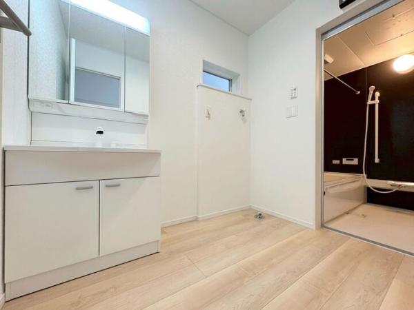 国分寺市東戸倉1丁目の戸建　ラスト2棟 洗面化粧台