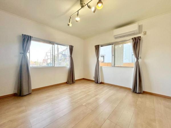 東大和市狭山2丁目の戸建 寝室