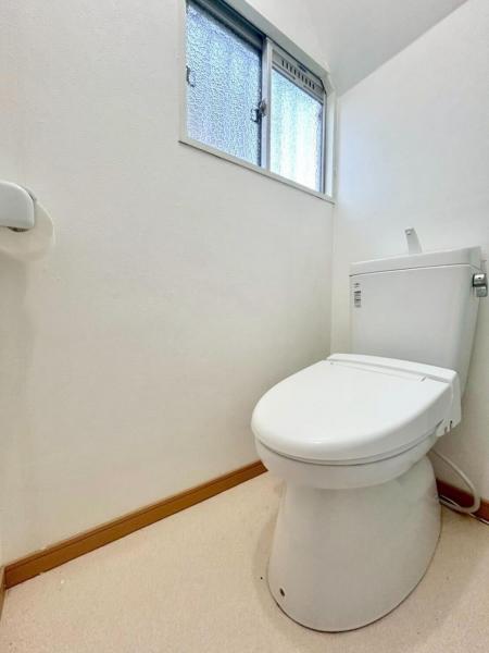 東大和市狭山2丁目の戸建 トイレ