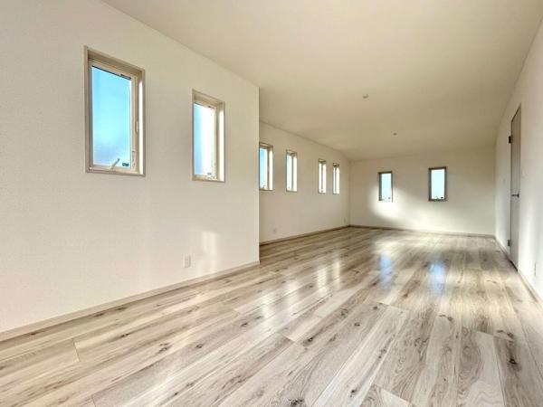 東大和市中央3丁目の戸建 