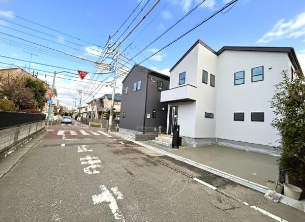 東村山市富士見町3丁目の戸建　ラスト1棟 前面道路含む現地写真