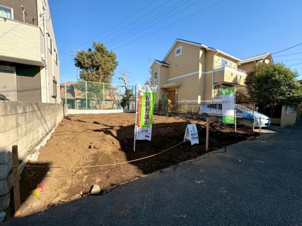 府中市西原町3丁目の土地 前面道路含む現地写真