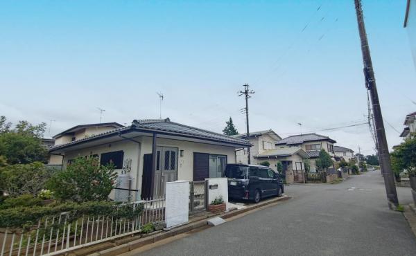 千葉市若葉区中田町　中古戸建 前面道路含む現地写真