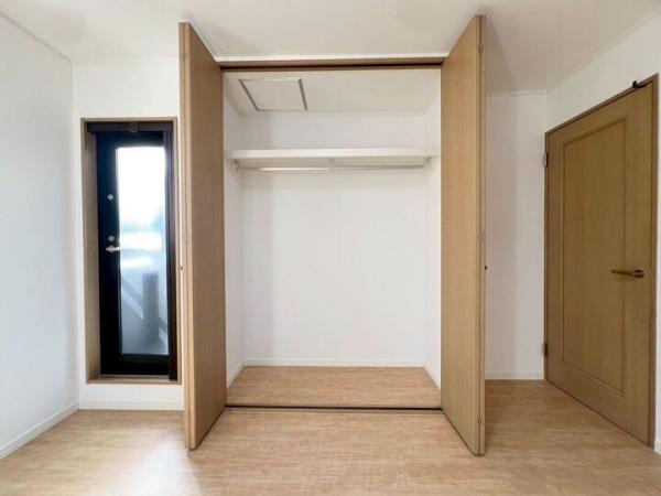 東村山市恩多町1丁目の戸建 収納