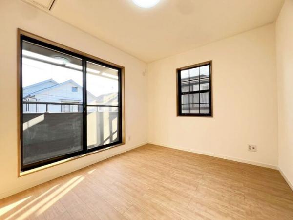 東村山市恩多町1丁目の戸建 洋室