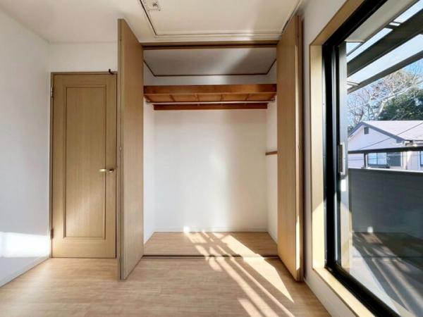 東村山市恩多町1丁目の戸建 収納