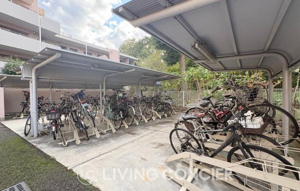 市川大野パークハウス 駐輪場