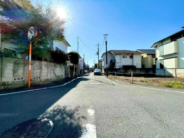 小平市上水南町1丁目の土地 前面道路含む現地写真
