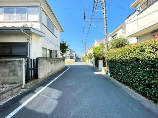 小平市上水南町1丁目の土地 前面道路含む現地写真