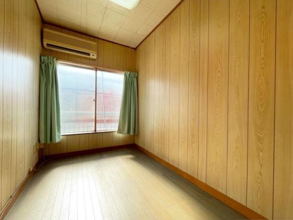 小金井市本町5丁目の連棟式戸建 洋室