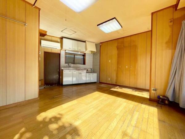 小金井市本町5丁目の連棟式戸建 リビングダイニング