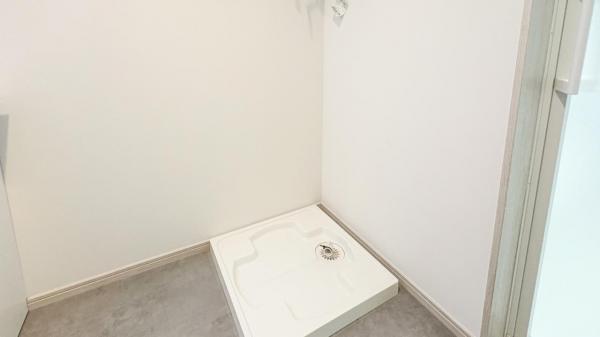 江戸川区南小岩2丁目　新築戸建て 発電・温水設備(専用部)