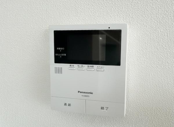 江戸川区南小岩2丁目　新築戸建て TVモニター付きインターフォン