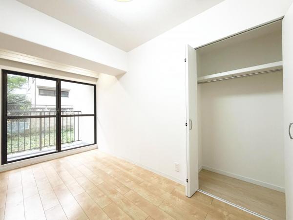 サンコート池袋 洋室